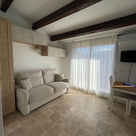 Appartement Pinede Piscine Clim Proche Plage Village Naturiste 阿格德 外观 照片